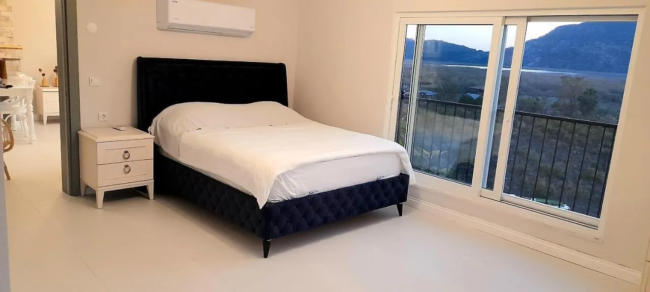 Airport Blue Eye Apartment: Convenient Dalaman Stopover Apartment